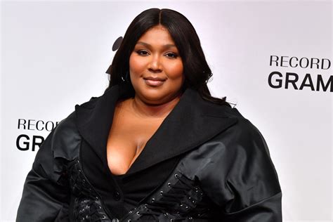 Lizzo’s side shows sold